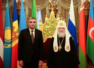 Святейший Патриарх Кирилл встретился с послом Узбекистана в России