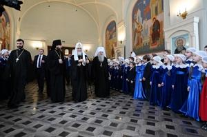 Святейший Патриарх Кирилл посетил Свято-Владимирскую школу и Центр помощи молодым мамам при Воскресенском Новодевичьем монастыре