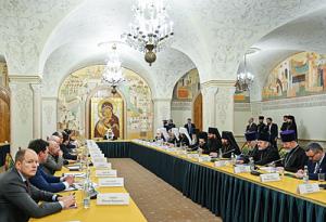Святейший Патриарх Кирилл провел общее собрание членов Совета попечителей Храма Христа Спасителя
