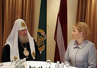 Святейший Патриарх Московский и всея Руси Алексий II встретился с председателем Сейма Латвийской Республики Ингридой Удре Святейший Патриарх Московский и всея Руси Алексий II встретился с председателем Сейма Латвийской Республики Ингридой Удре