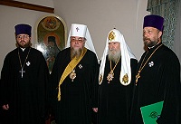 Святейший Патриарх вручил награды Русской Церкви Блаженнейшему Митрополиту Варшавскому и всей Польши Савве и клирикам Польской Православной Церкви Святейший Патриарх вручил награды Русской Церкви Блаженнейшему Митрополиту Варшавскому и всей Польши Савве и клирикам Польской Православной Церкви