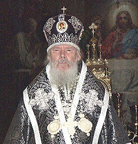 В Храме Христа Спасителя Святейший Патриарх совершил Божественную литургию Преждеосвященных Даров