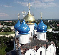 Святейший Патриарх совершил Божественную литургию в Успенском соборе Троице-Сергиевой Лавры