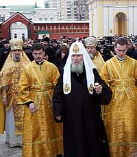 Святейший Патриарх возглавил праздник в Покровском монастыре