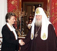 Состоялась встреча Святейшего Патриарха Московского и всея Руси Алексия II с директором Научного центра социальной и судебной психиатрии имени В.П.Сербского Т.Б.Дмитриевой Состоялась встреча Святейшего Патриарха Московского и всея Руси Алексия II с директором Научного центра социальной и судебной психиатрии имени В.П.Сербского Т.Б.Дмитриевой