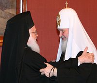Предстоятель Русской Церкви поздравил Архиепископа Тиранского и всея Албании Анастасия с 80-летием со дня рождения Предстоятель Русской Церкви поздравил Архиепископа Тиранского и всея Албании Анастасия с 80-летием со дня рождения