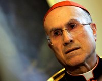 Госсекретарю Ватикана кардиналу Тарчизио Бертоне исполнилось 75 лет Госсекретарю Ватикана кардиналу Тарчизио Бертоне исполнилось 75 лет
