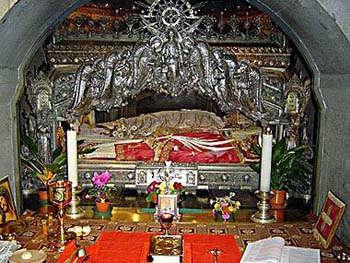 Рака с мощами Амвросия Медиоланского