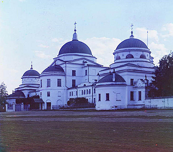 Новотихвинский монастырь (начало XX века)