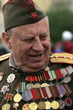 Святейший Патриарх Кирилл: «Склоняя головы перед прошлым, мы обращаемся в будущее»