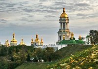 Святейший Патриарх Кирилл и Блаженнейший митрополит Владимир возглавили служение Божественной литургии в Успенской Киево-Печерской лавре