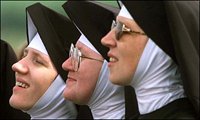 Бенедиктинским монахиням из монастыря на юге Франции угрожают смертью за победу в конкурсе на создание музыкального альбома