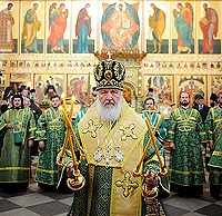 Предстоятель Русской Церкви совершил всенощное бдение в Спасо-Преображенском соборе Соловецкого монастыря