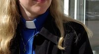 В США католический священник отлучен от Церкви за участие в «рукоположении» женщины-священницы В США католический священник отлучен от Церкви за участие в «рукоположении» женщины-священницы