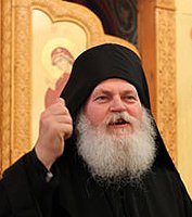 Члены Синода Элладской Православной Церкви посетили Ватопедского игумена Ефрема, находящегося в заключении в тюрьме