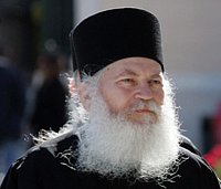 Синод Элладской Церкви так и не сделал официального заявления по поводу ареста Ватопедского игумена Ефрема Синод Элладской Церкви так и не сделал официального заявления по поводу ареста Ватопедского игумена Ефрема