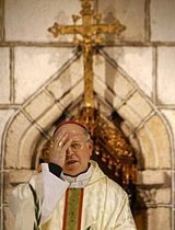 Ватикан обязал епископа американского Кливленда вновь открыть 13 упраздненных им приходов