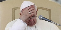 Папа Франциск лично позвонил раскритиковавшему его журналисту