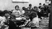 В Париже проходит фотовыставка «Христиане Востока»: фотографии осиротевших во время геноцида армян детей раздирают душу В Париже проходит фотовыставка «Христиане Востока»: фотографии осиротевших во время геноцида армян детей раздирают душу