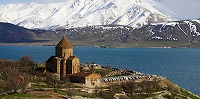 В Армении верующие обнаружили нерукотворный лик на потолке средневекового монастыря