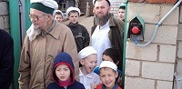 Адепты "пророка" Файзрахмана хотят поселиться в одном из сельских районов Татарстана Адепты "пророка" Файзрахмана хотят поселиться в одном из сельских районов Татарстана