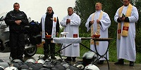 В Германии около 4 тысяч байкеров-христиан помянули жертв аварий