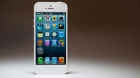 Израильские ультраортодоксы объявили iPhone "не кошерным"