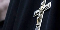 Родных к луганскому священнику Владимиру Марецкому в СИЗО не пускают