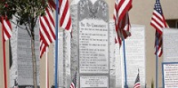 Христиане в США отстояли памятник с Десятью заповедями