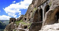 В Грузии разработана программа по спасению древнего пещерного монастыря