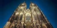 С Кельнского собора упал и разбился насмерть человек