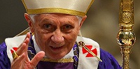 Папа Франциск назвал Бенедикта XVI «великим Папой»