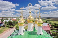 На юге Москвы жители добровольно отказались от гаражей, чтобы освободить место под храм