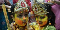 «Фестиваль красок Холи" установлен в честь индуистской богини, заявили в Челябинской епархии