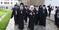 Участники Архиерейского Собора Сербской Православной Церкви посетили монастырь Высоки Дечани