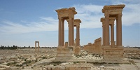 Боевики ИГИЛ разрушили античный тетрапилон в Пальмире