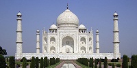 Суд Индии запретил индусам молиться в Тадж-Махале