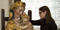 В Национальной галерее искусств в Вашингтоне отреставрировали флорентийскую терракотовую Мадонну XV века
