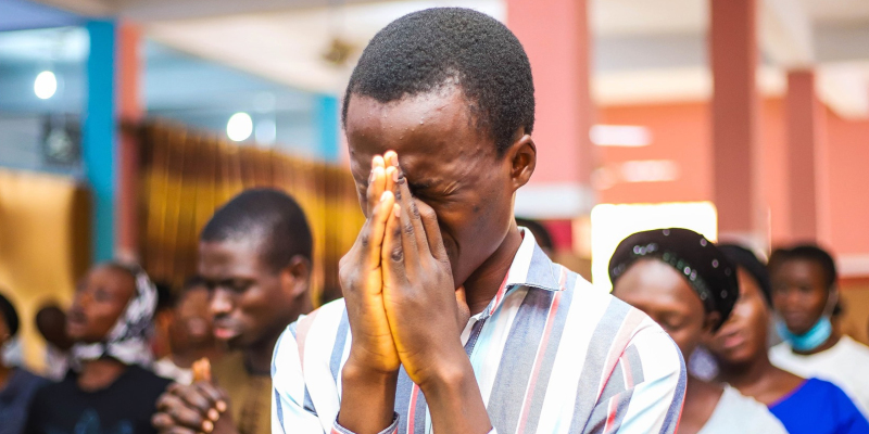 В Уганде исламские фанатики прилюдно зверски убили и сожгли проповедника, обвинив в богохульстве