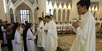 Во Вьетнаме католическая церковь выступила против раскольнической секты экзорцистов