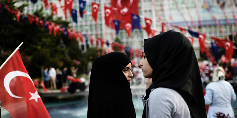 Турция обвиняет Грецию в нарушении соглашения 1923 года в части защиты прав мусульманского меньшинства в провинции Фракия