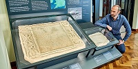 В Англии впервые выставлена на всеобщее обозрение «проклятая» древнеримская надпись