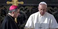 Папа Франциск отказался признать, что санкционировал действия кардиналу Беччиу, за которые его подвергли суду