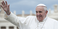 Папа Римский выразил обеспокоенность из-за выселения монахов УПЦ из Киево-Печерской лавры