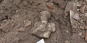 Статуя языческого бога Пана обнаружена в исторической церкви Святого Полиевкта в Стамбуле