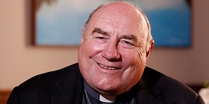 Один из самых влиятельных католических епископов Австралии подверг сексуальному насилию четырех молодых людей