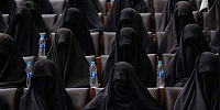 Талибы в Афганистане запретили женщинам обнажать лица, петь и выступать публично