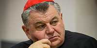 Бывший Пражский архиепископ-диссидент кардинал Дука умер в возрасте 82 лет