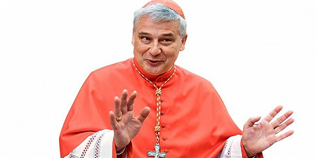 Кардинал Краевский ответил на заявления о том, что трансгендеров намеренно не пустили за стол Папы Льва XIV