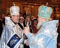 В день праздника Введения Пресвятой Богородицы во Храм Предстоятели Русской и Американской Православных Церквей совершили Божественную литургию и молебен в Успенском соборе Кремля В день праздника Введения Пресвятой Богородицы во Храм Предстоятели Русской и Американской Православных Церквей совершили Божественную литургию и молебен в Успенском соборе Кремля